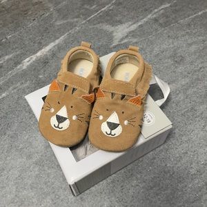 Robeez Critter Fringe First Kicks Shoes Size 12-18 months